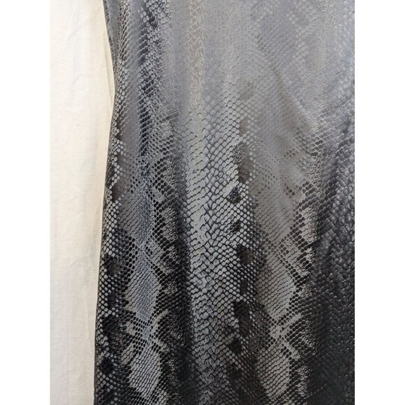 Pretty Little Thing Shape Women's Faux Snakeskin Print Body Con Maxi Dress Sz 12 - Picture 3 of 7